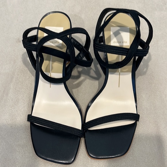 Dolce Vita Nixon Sandal Size 7.5 Black - Picture 8 of 10